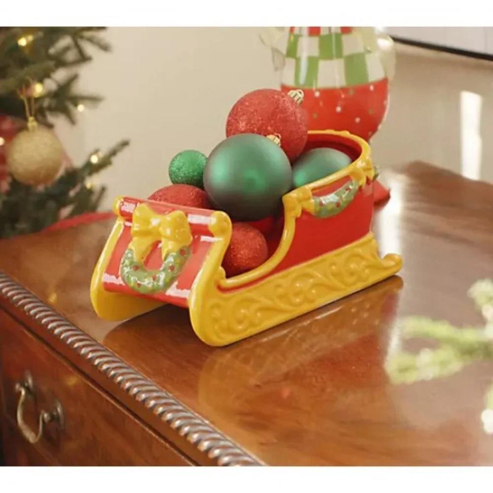 Temptations By Tara Holiday Centerpiece Sleigh w/4 Xmas Gift Place‎ Card Holders